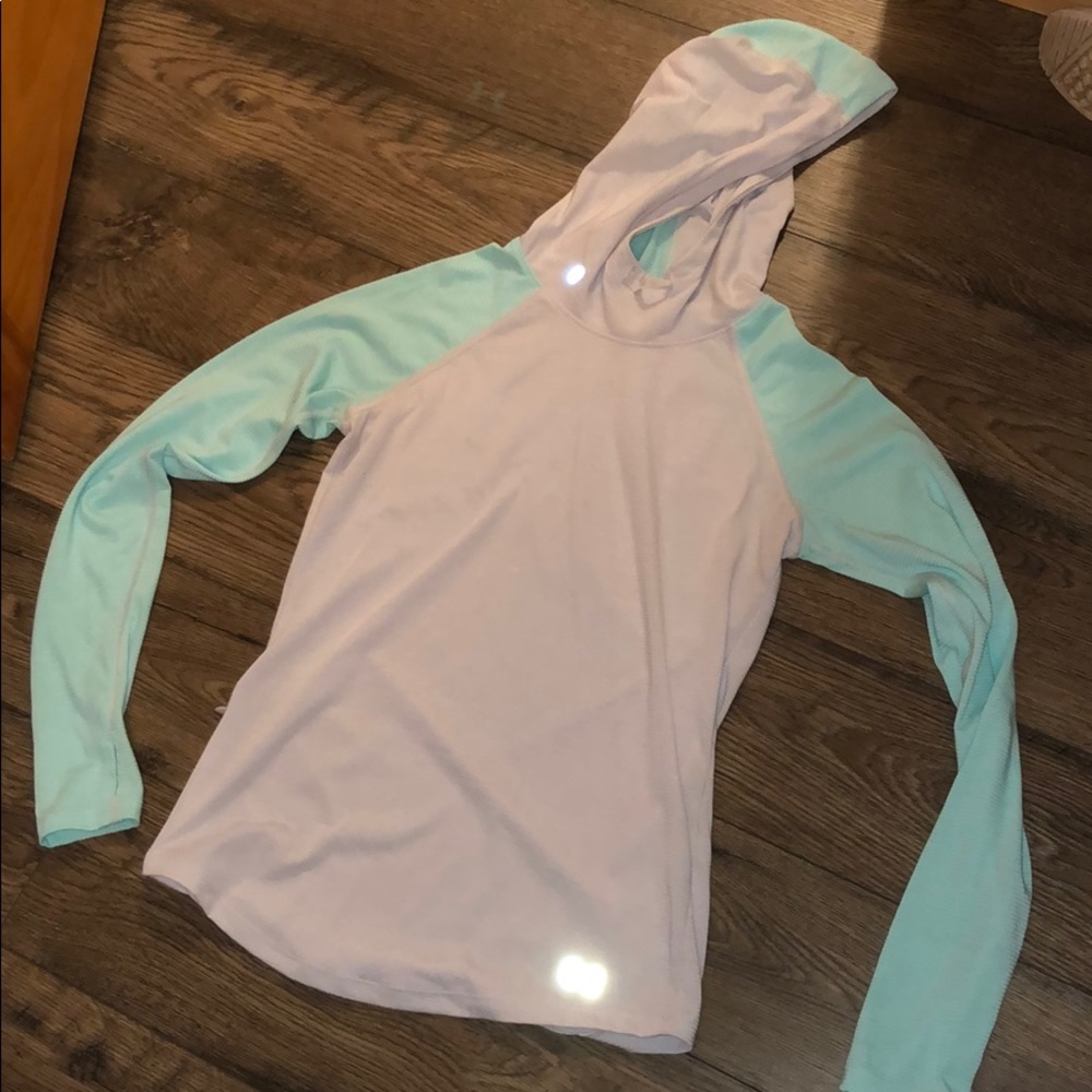 Under armour pullover